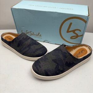 NIB LifeStride Sz 7W Women’s Nomad Mule Backless Slip-On Comfort Loafer Camo